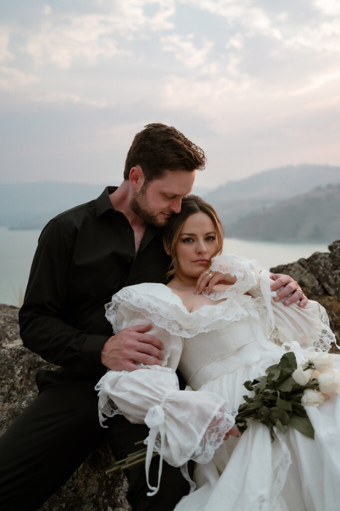 Bride and Groom portrait in the Okanagan